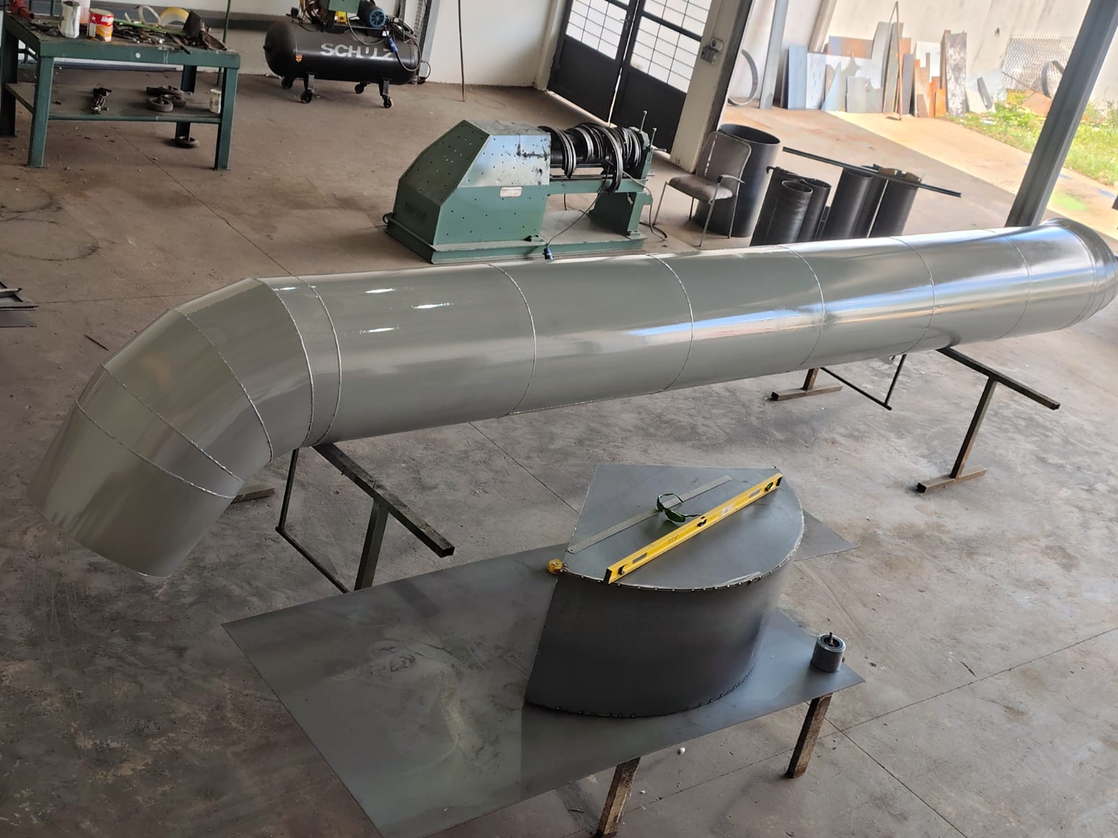 Duto industrial pintado