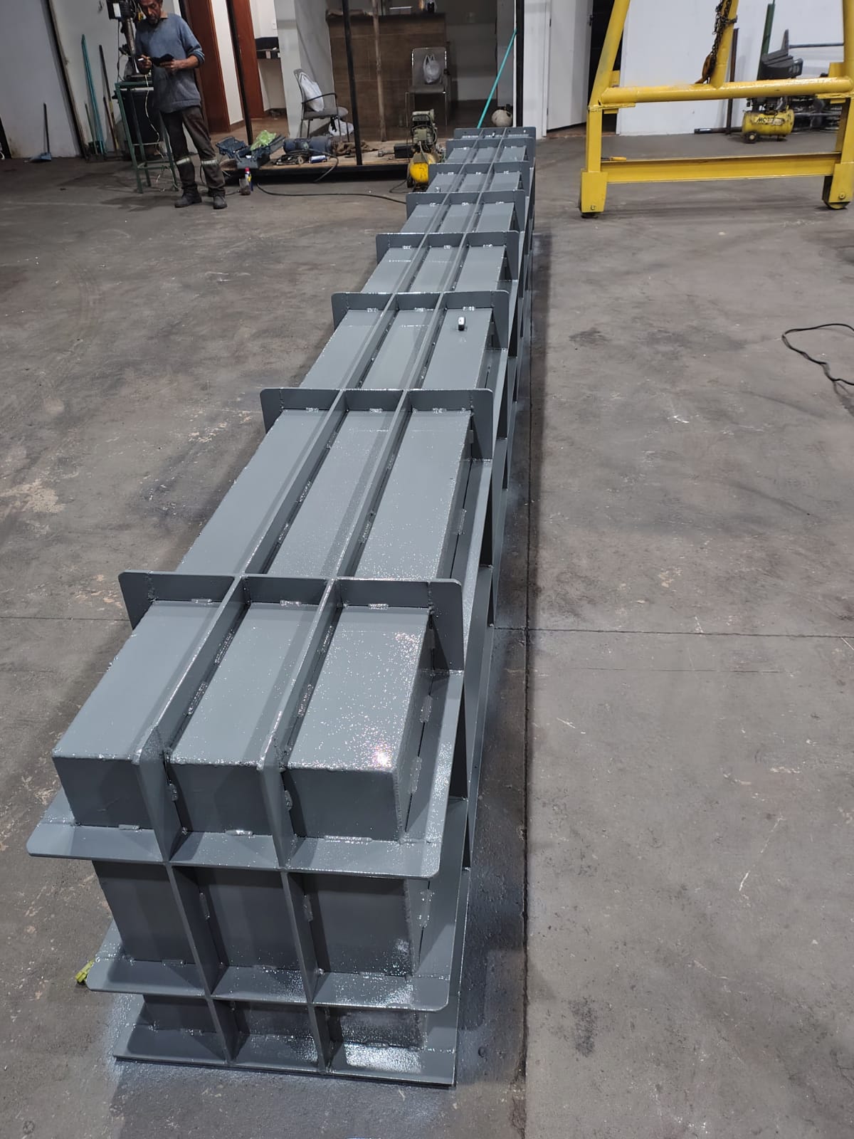 Estrutura pintada finalizada